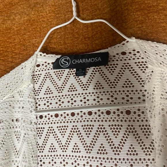 Modern NWOT Charmosa Cream Cutout Flowy Swimsuit Wrap Tie Coverup, Size XL. - Picture 4 of 4